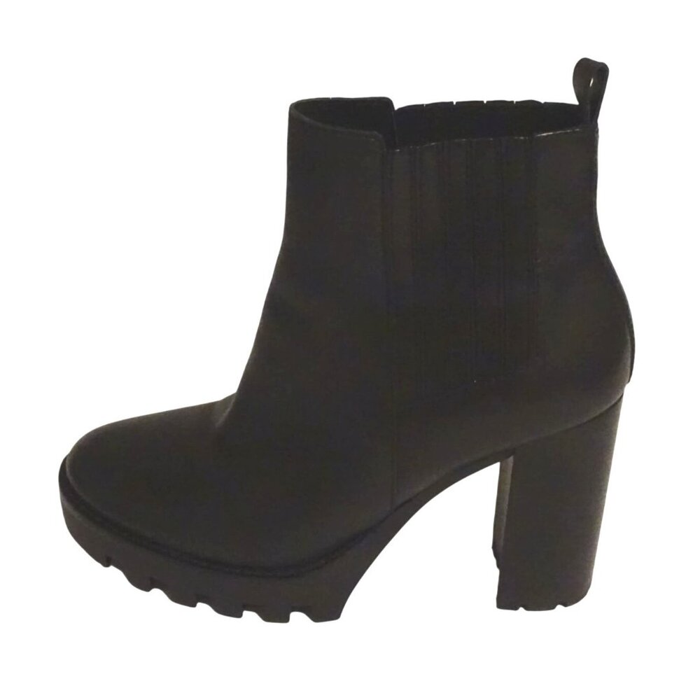 Antonio Melani Black Leather Chunky Lug Block Heel Chelsea Boots Women Size 9 M - Picture 1 of 9
